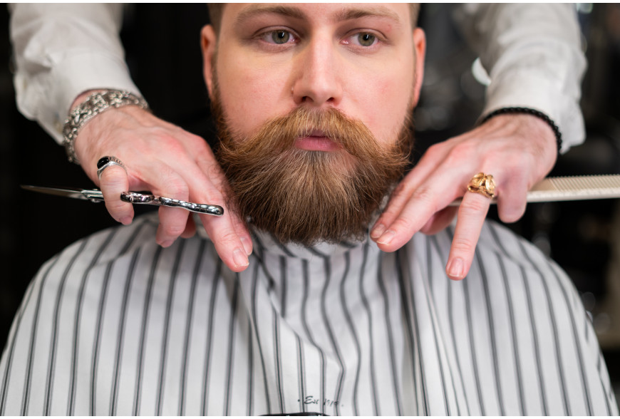 Peigne à barbe : L'accessoire pour dompter vos poils